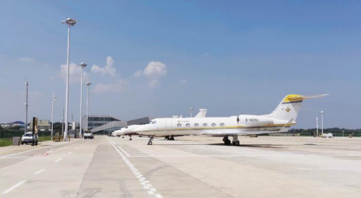 長(zhǎng)沙黃花國際機(jī)場(chǎng)廣告